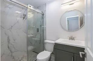 2015 Autumntree Ct, San Jose, CA 95131 - Photo 13