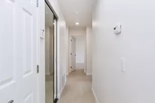 2015 Autumntree Ct, San Jose, CA 95131 - Photo 25