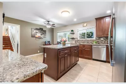 4474 Poinsettia Ct, San Jose, CA 95136 - Photo 11