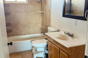 1300 Linwood Dr, Salinas, CA 93906 - Photo 11