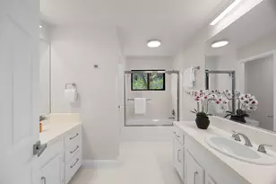 135 Newton Dr, Burlingame, CA 94010 - Photo 21