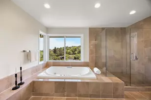 135 Newton Dr, Burlingame, CA 94010 - Photo 15