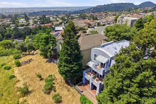 8265 Skyline Cir, Oakland, CA 94605 - Photo 77