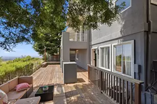 8265 Skyline Cir, Oakland, CA 94605 - Photo 51