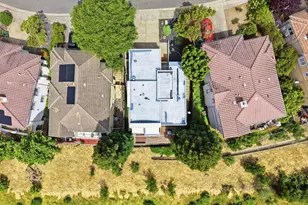 8265 Skyline Cir, Oakland, CA 94605 - Photo 83