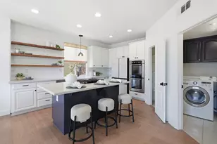 8265 Skyline Cir, Oakland, CA 94605 - Photo 11