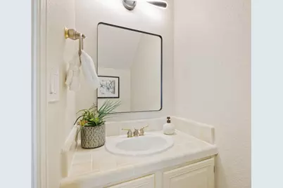 1148 Kayellen Ct, San Jose, CA 95125 - Photo 9