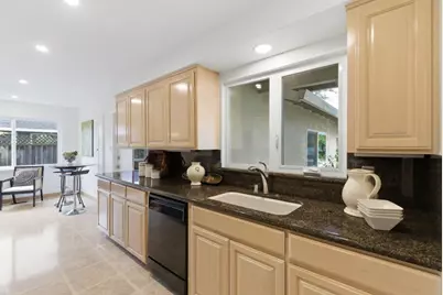 1090 Baker Ct, Sunnyvale, CA 94087 - Photo 15