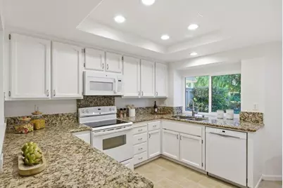 3111 Lake Albano Cir, San Jose, CA 95135 - Photo 9