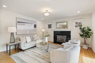 902 San Marcos Cir, Mountain View, CA 94043 - Photo 9