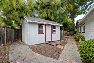 902 San Marcos Cir, Mountain View, CA 94043 - Photo 19