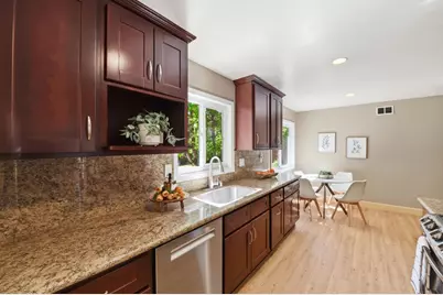 10128 E Estates Dr, Cupertino, CA 95014 - Photo 19