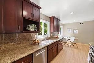 10128 E Estates Dr, Cupertino, CA 95014 - Photo 19