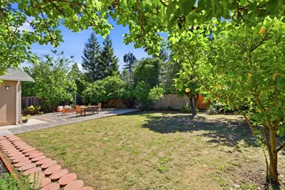 10128 E Estates Dr, Cupertino, CA 95014 - Photo 39