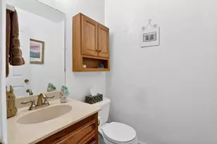 17074 Creekside Cir, Morgan Hill, CA 95037 - Photo 23
