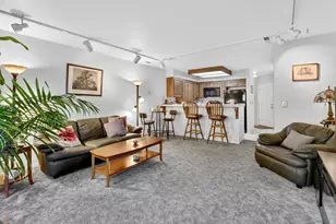 17074 Creekside Cir, Morgan Hill, CA 95037 - Photo 9