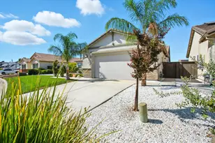 2061 Doncaster Ct, Olivehurst, CA 95961 - Photo 3