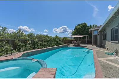 1290 Sonnys Way, Hollister, CA 95023 - Photo 35