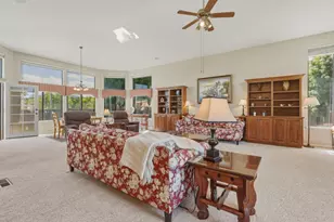 1290 Sonnys Way, Hollister, CA 95023 - Photo 9