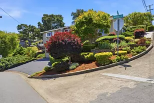 416 Middle Rd, Belmont, CA 94002 - Photo 3