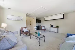 416 Middle Rd, Belmont, CA 94002 - Photo 33