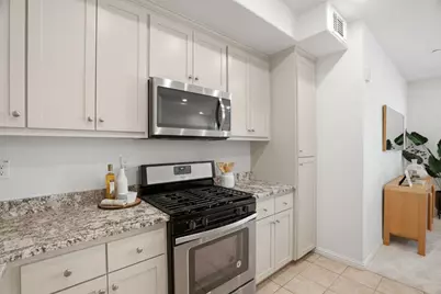 2082 Mahuron Cir, San Jose, CA 95133 - Photo 9