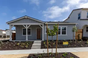 610 Santa Lucia Wy, Marina, CA 93933 - Photo 1