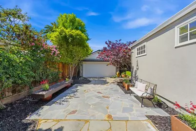 278 Iris St, Redwood City, CA 94062 - Photo 79
