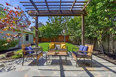 278 Iris St, Redwood City, CA 94062 - Photo 67