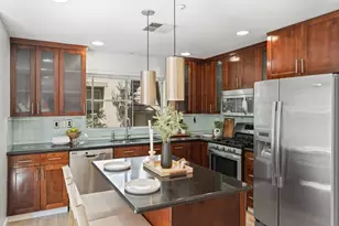 361 Pacific Dr, Mountain View, CA 94043 - Photo 23
