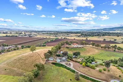 10230 Whiskey Hill Ln, Gilroy, CA 95020 - Photo 87
