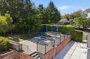 7795 Olive Dr, Pleasanton, CA 94588 - Photo 37