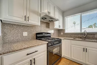 16876 Ehle St, Castro Valley, CA 94578 - Photo 11