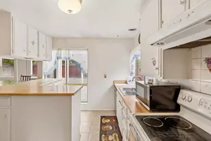551 Edelweiss Dr, San Jose, CA 95136 - Photo 11