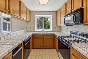 1006 Stern Ln, Foster City, CA 94404 - Photo 31