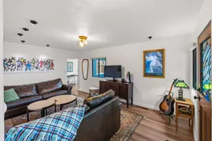 310 Cypress Ave, Pacific Grove, CA 93950 - Photo 9