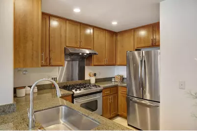 423 7th St 120, Oakland, CA 94607 - Photo 3