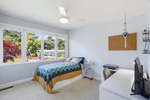 875 Buckland Ave, San Carlos, CA 94070 - Photo 43