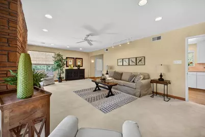 72 Henry St, Hollister, CA 95023 - Photo 13