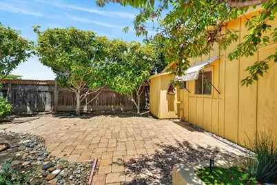 72 Henry St, Hollister, CA 95023 - Photo 51