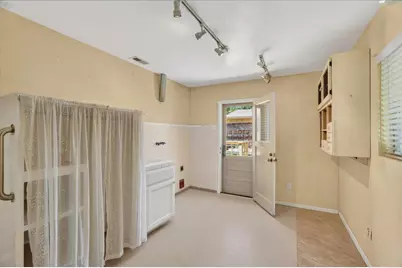 72 Henry St, Hollister, CA 95023 - Photo 45