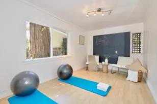 2330 Emerson St, Palo Alto, CA 94301 - Photo 23