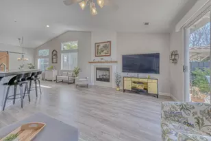 247 Arguello Dr, Salinas, CA 93907 - Photo 9