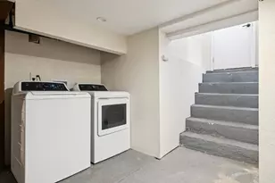 525 Hamilton Ave, Palo Alto, CA 94301 - Photo 13