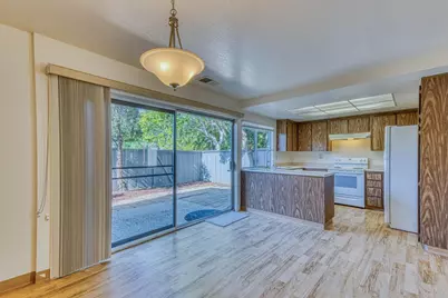 19100 Creekside Pl, Salinas, CA 93908 - Photo 11