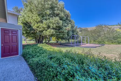 19100 Creekside Pl, Salinas, CA 93908 - Photo 31