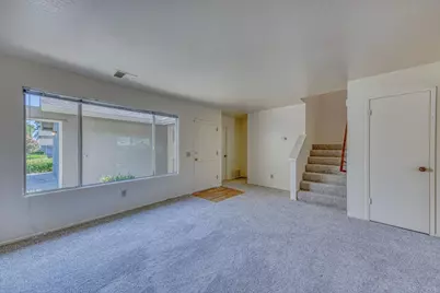 19100 Creekside Pl, Salinas, CA 93908 - Photo 7