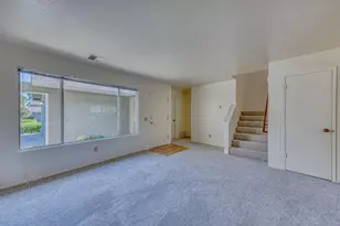 19100 Creekside Pl, Salinas, CA 93908 - Photo 7