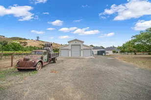 15209 Sycamore Dr, Morgan Hill, CA 95037 - Photo 59