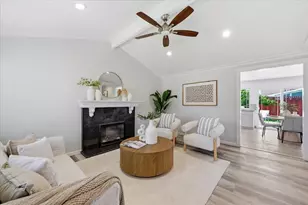 2425 Fallingtree Dr, San Jose, CA 95131 - Photo 3